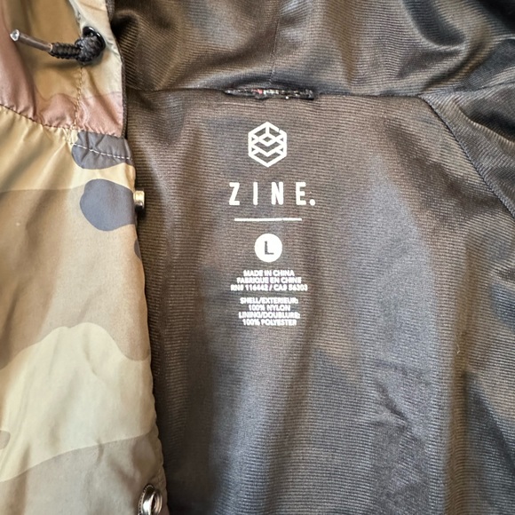 Zine Size Large Light Camo Jacket - Picture 4 of 7